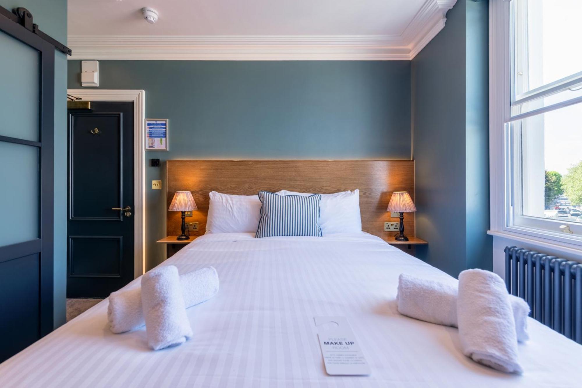 The Crown Pub & Guesthouse Londra Exterior foto